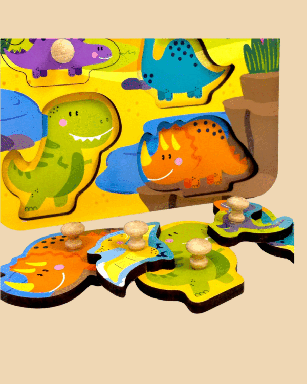 Juego de encastres. Dinosaurios.